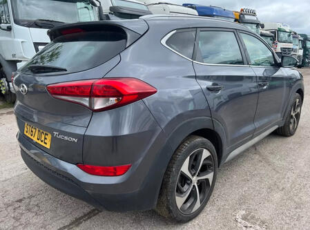 HYUNDAI TUCSON 1.7 CRDi Blue Drive Sport Edition Damage Salvage