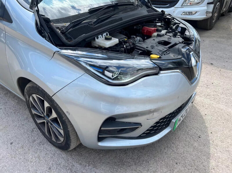 RENAULT ZOE