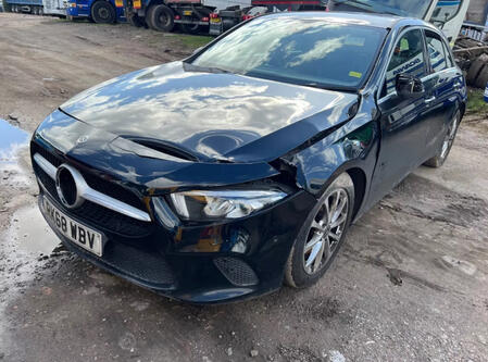 MERCEDES-BENZ A CLASS 1.3 A200 Sport Damage Salvage