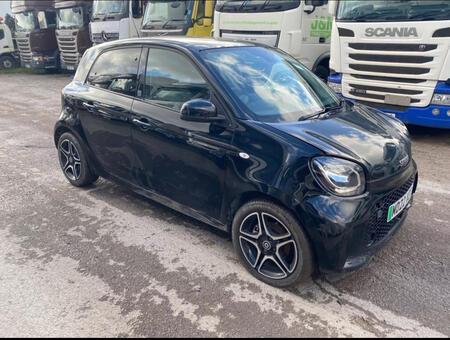 SMART FORFOUR 17.6kWh Premium