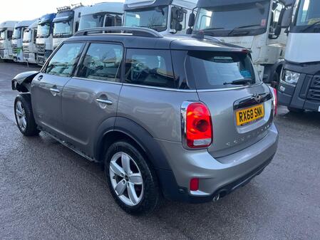 MINI COUNTRYMAN 2.0 F60 MINI Cooper D ALL4 Countryman