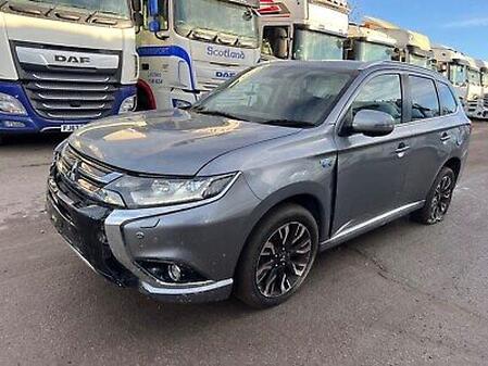 MITSUBISHI OUTLANDER 2.0 h 12kWh 4hs