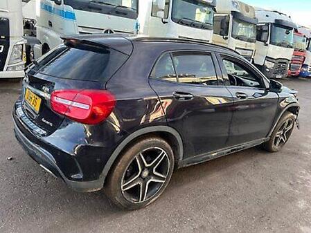 MERCEDES-BENZ GLA CLASS 2.1 GLA220d AMG Line