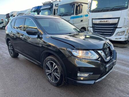 NISSAN X-TRAIL 2.0 dCi N-Connecta